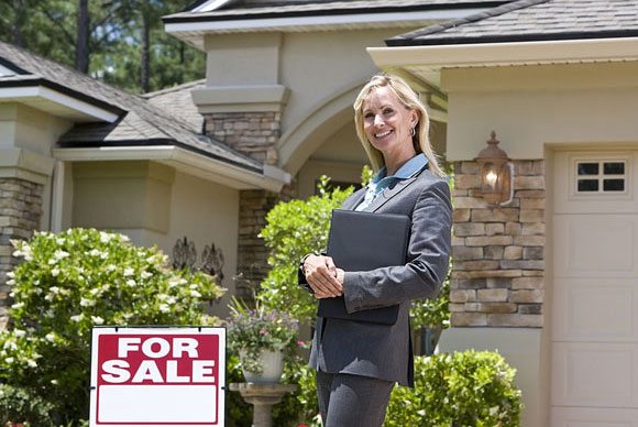 Choosing The Right Real Estate Agent