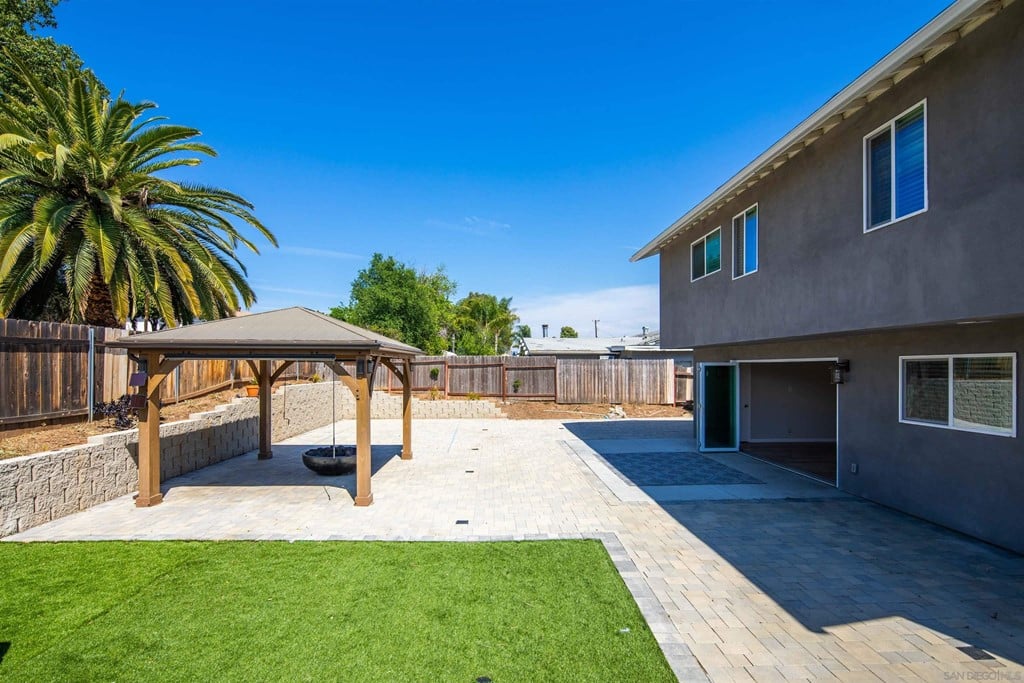 84560102 357C 4C20 B0Ff 2Ade0786E418 9546 Frascati Way, Santee, Ca 92071